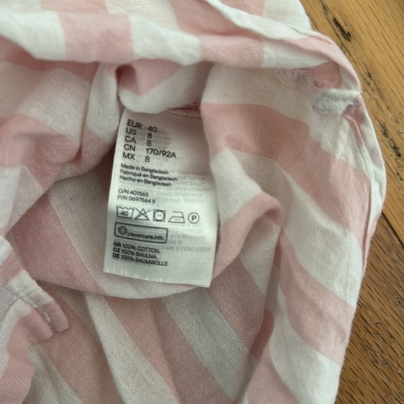 H&M Divided | Pink & White striped button down shirt | 💯 cotton | size S - Picture 3 of 4